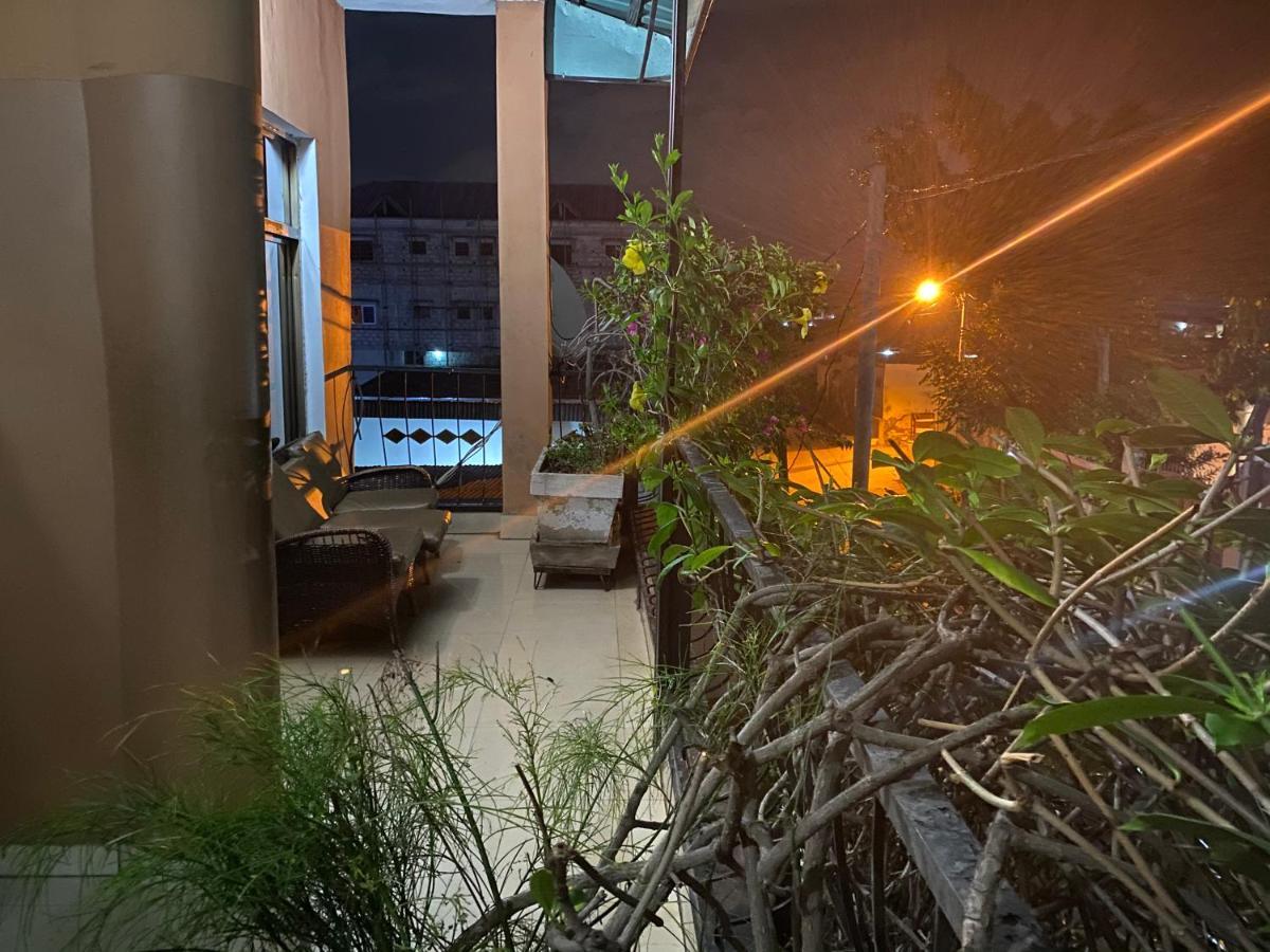 Appartements Chez Leo Brazzaville Ngoại thất bức ảnh