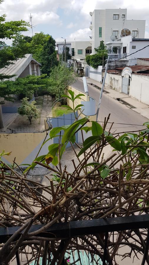 Appartements Chez Leo Brazzaville Ngoại thất bức ảnh