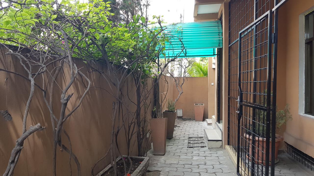 Appartements Chez Leo Brazzaville Ngoại thất bức ảnh