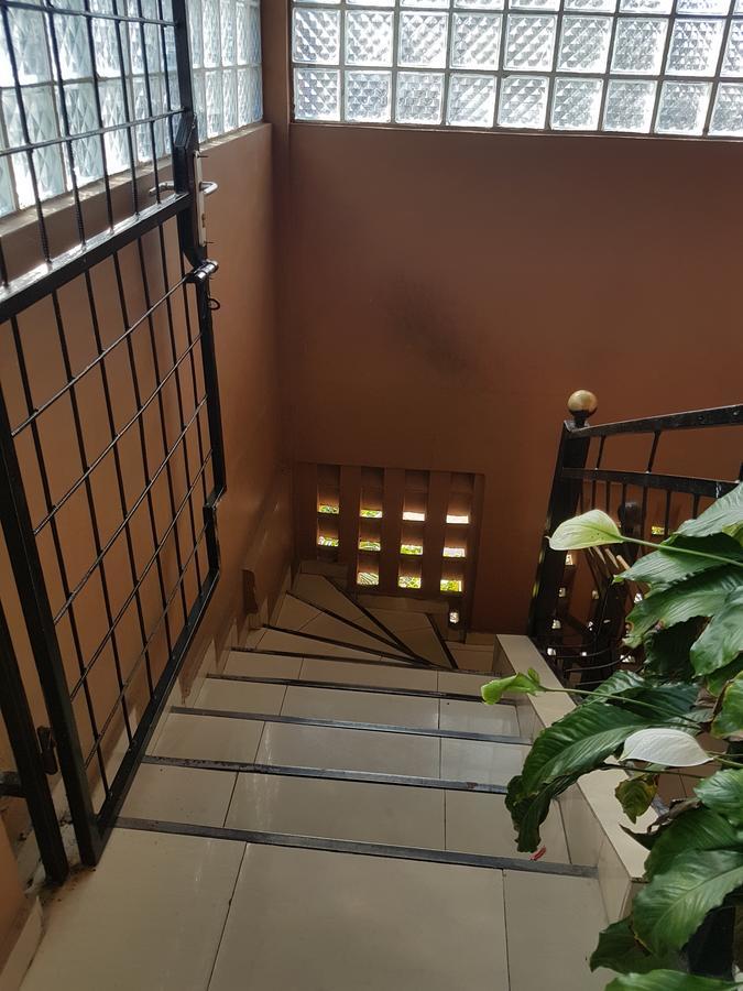 Appartements Chez Leo Brazzaville Ngoại thất bức ảnh