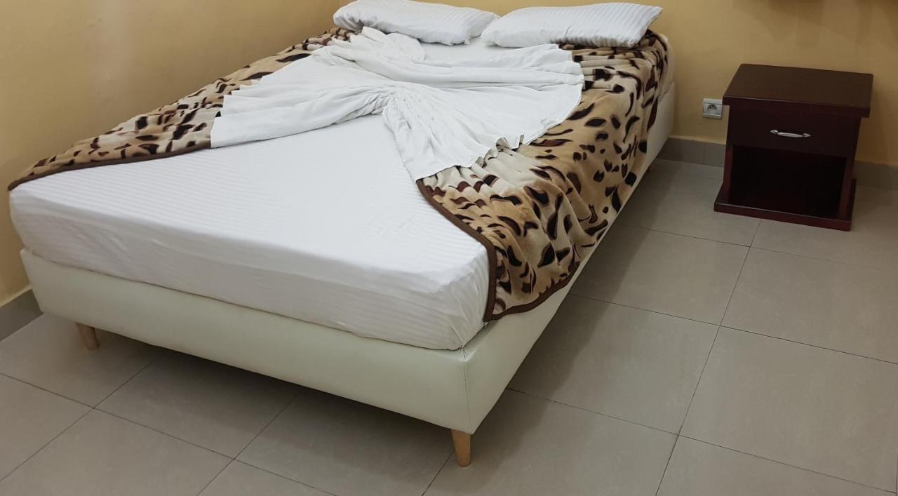 Appartements Chez Leo Brazzaville Ngoại thất bức ảnh