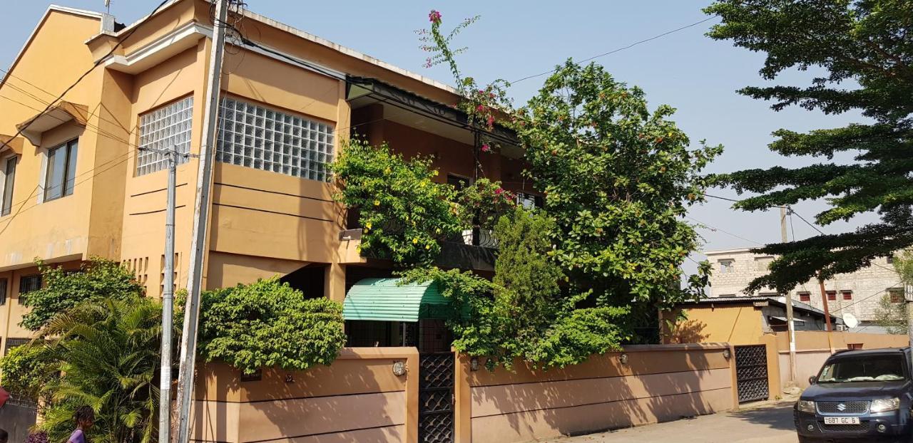 Appartements Chez Leo Brazzaville Ngoại thất bức ảnh